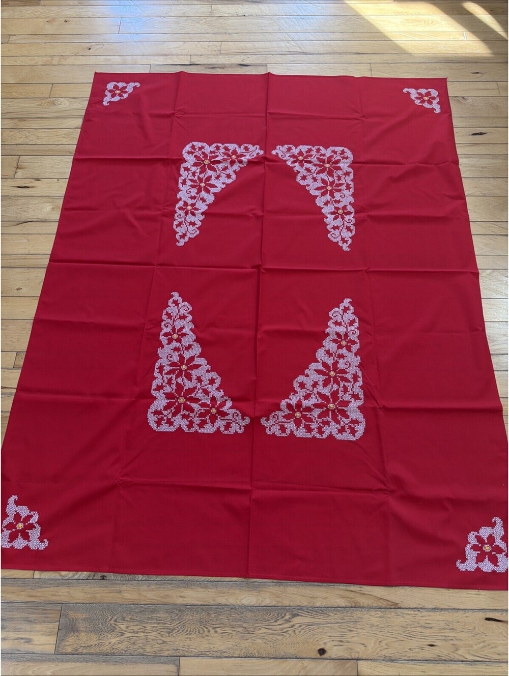 VTG Christmas Tablecloth Red White Embroidered Poinsettia 54x70” Bucilla New - Picture 2 of 3